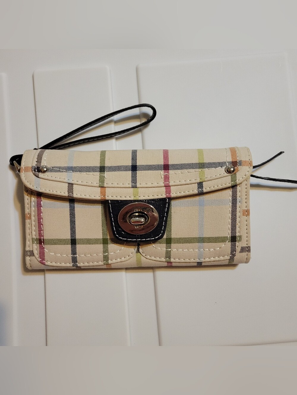 Classic Plaid Wristlet Wallet - Beige/cream & Multicolor - NWOT - NEW Never Used
